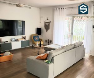 דו משפחתי ברחוב ההדרים פרדסיה